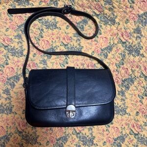 Vintage Michael Green Turnlock Crossbody Leather purse